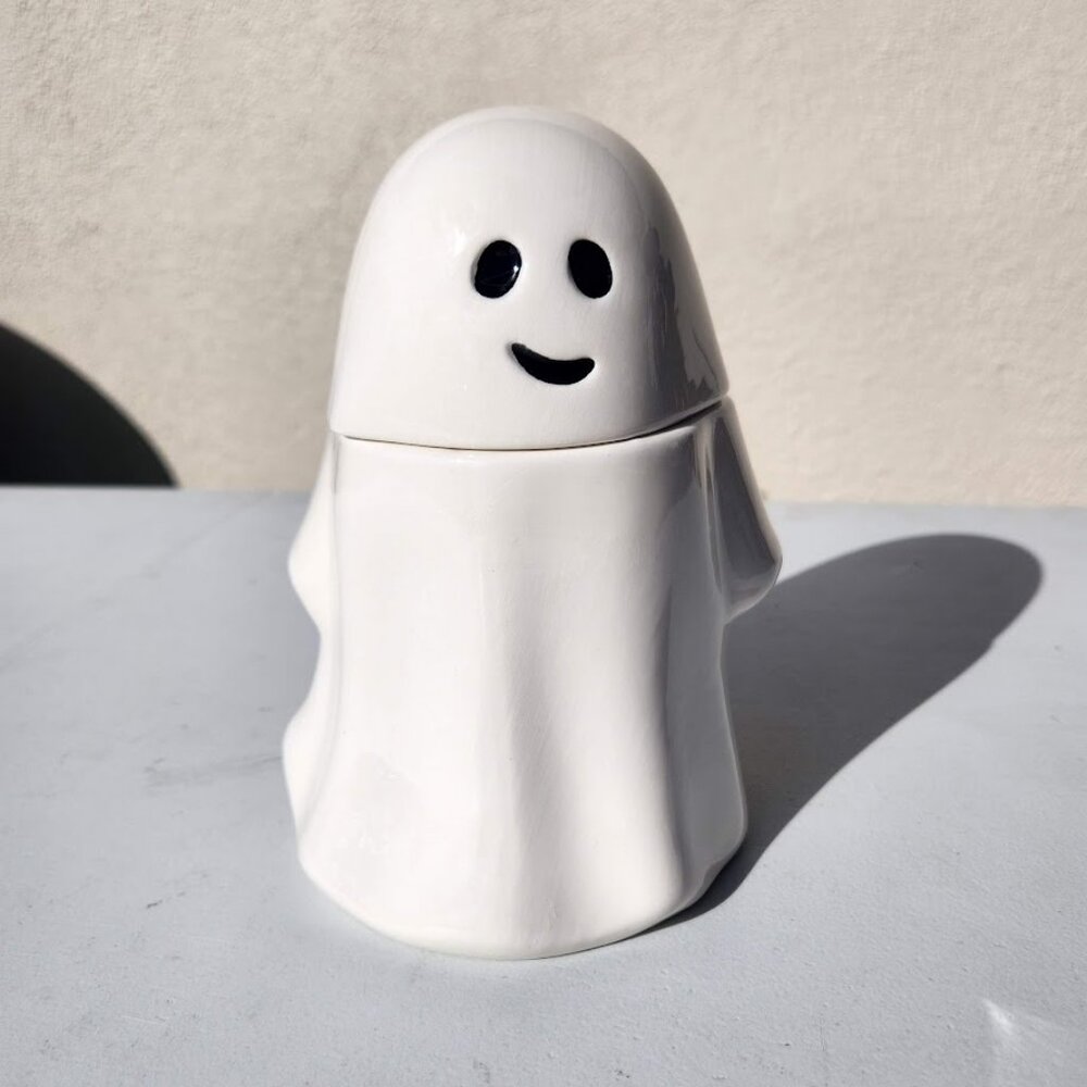 NEW Ceramic Ghost Cookie Jar Treat Food Storage Candy Kitchen Decor White Party - Picture 4 of 14